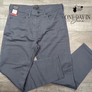 Banana Republic Straight Leg 5 Pocket Jeans Size 34X30